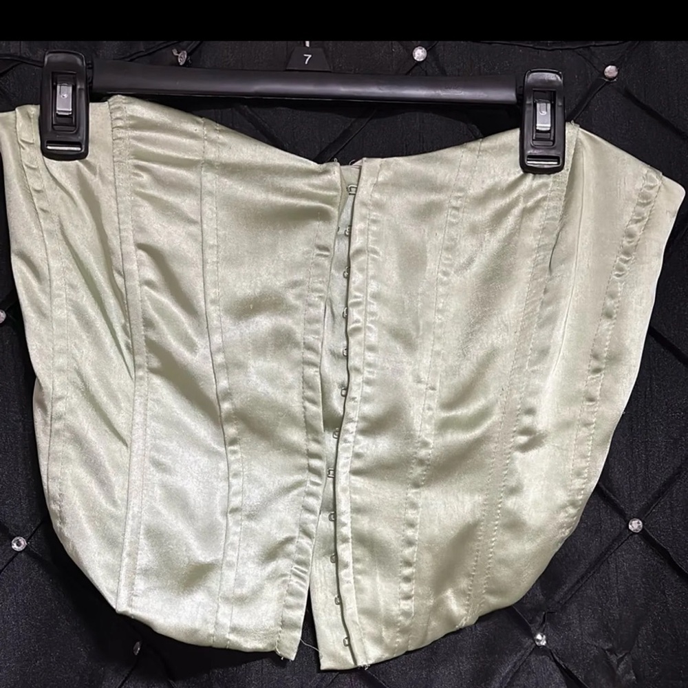 🔆2 for $6 🔆 PacSun light green strapless top